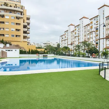 Apartment Seaside Terrace: 2-bedroom With Pool And Ocean Views Estepona