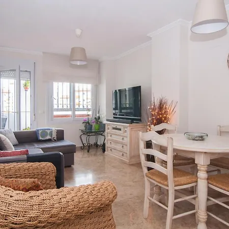 Apartment Seaside Terrace: 2-bedroom With Pool And Ocean Views Estepona