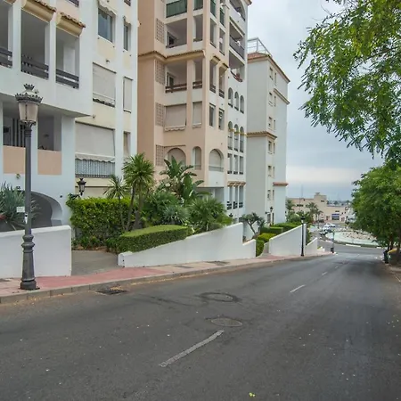 Seaside Terrace: 2-bedroom With Pool And Ocean Views Estepona